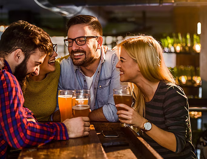 Odyssey of the Seas - English Pub